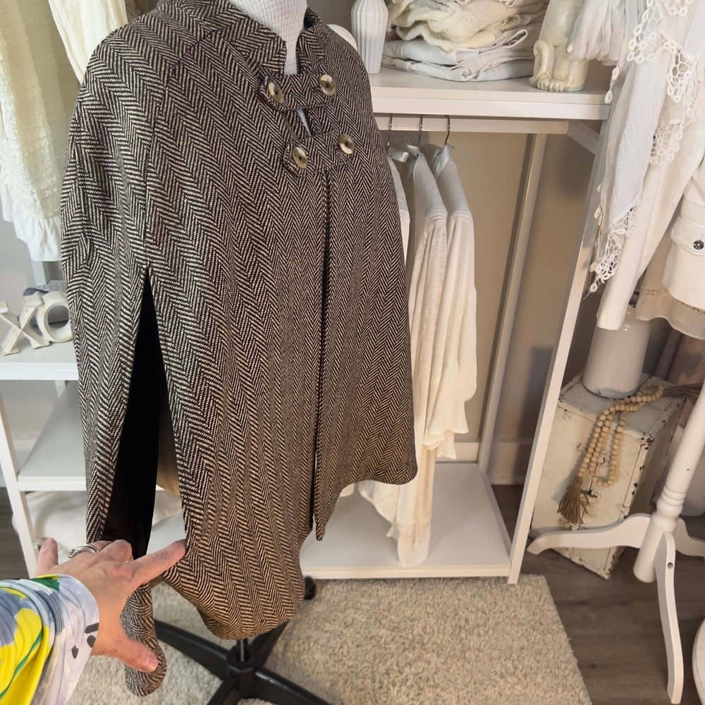 Mod Cloth size 3X brown & cream over coat, Gilet, wool